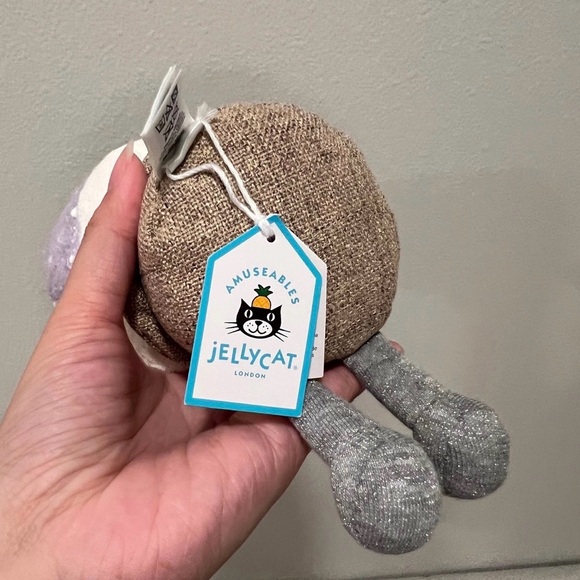 Jellycat Amuseables Snow Globe - Picture 2 of 2